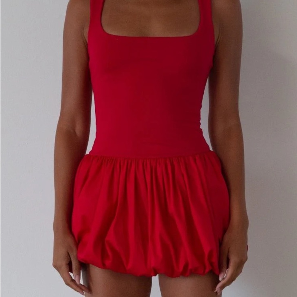 Red Sleeveless mini bubble dress